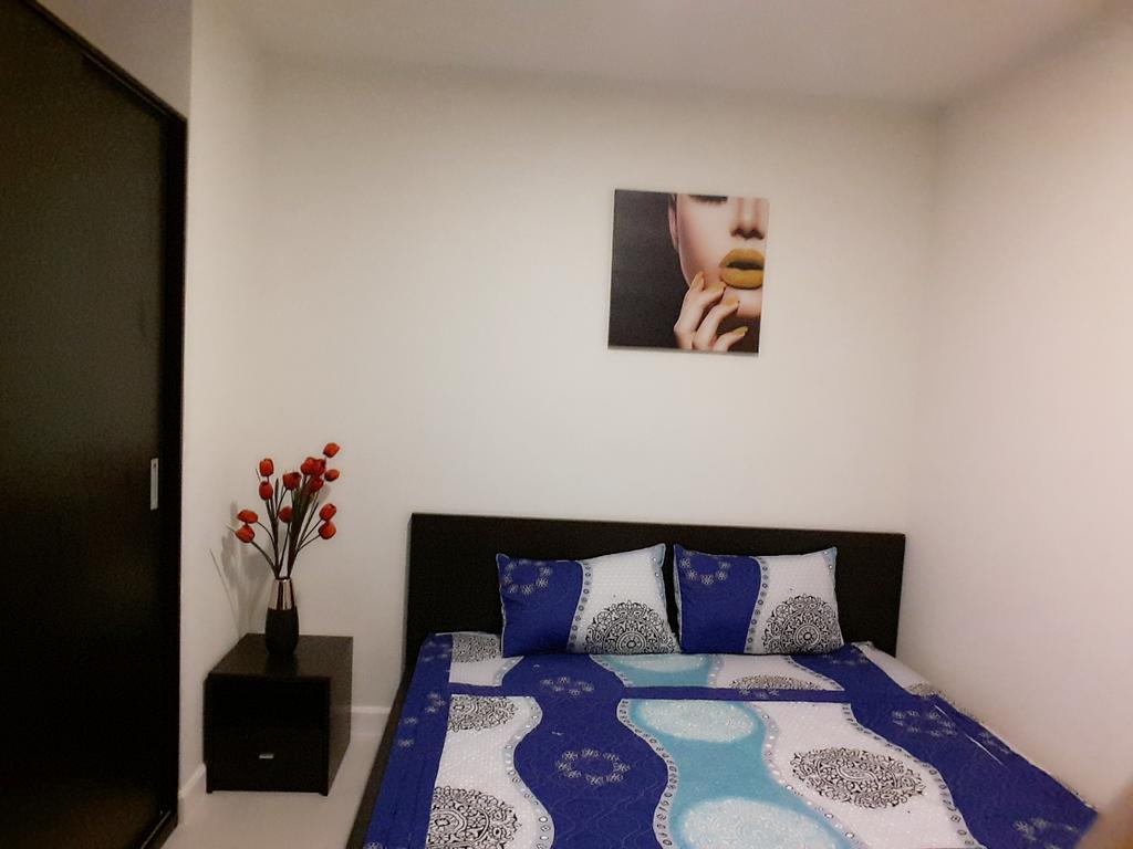 Horse Square Apartment Хошимин Екстериор снимка